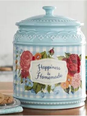 Pioneer Woman 
Pioneer Woman Ceramic Happiness Is Homemade Stoneware Cookie Jar